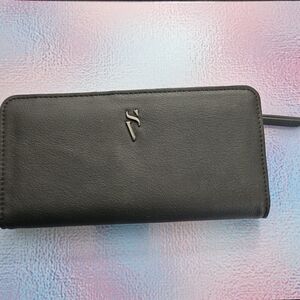 Simply Vera Vera Wang Elegant Black Wallet